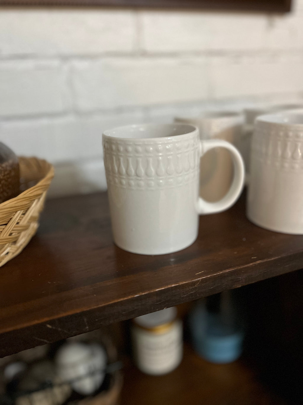 Pfaltzgraff Cassandra Mugs (Sold as Set of 4)
