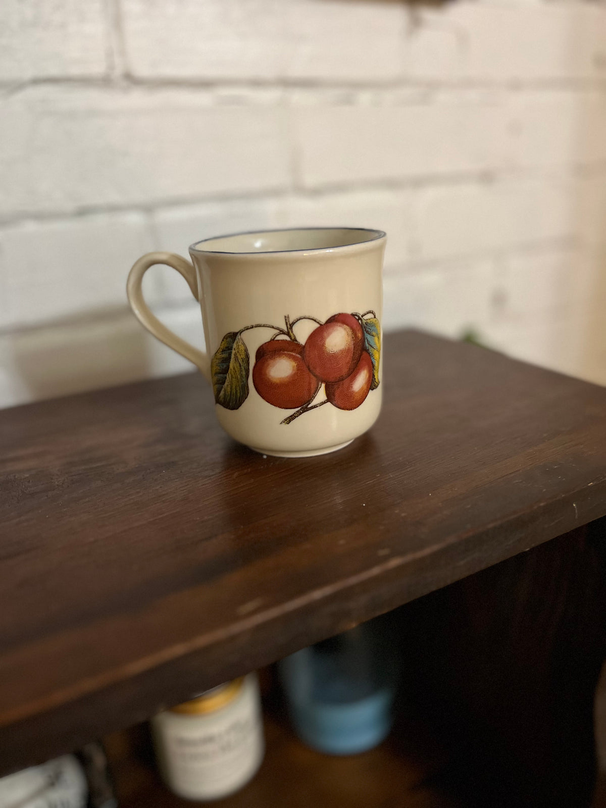 Vintage Staffordshire Autumn Fayre / Macintosh Fruit Mug