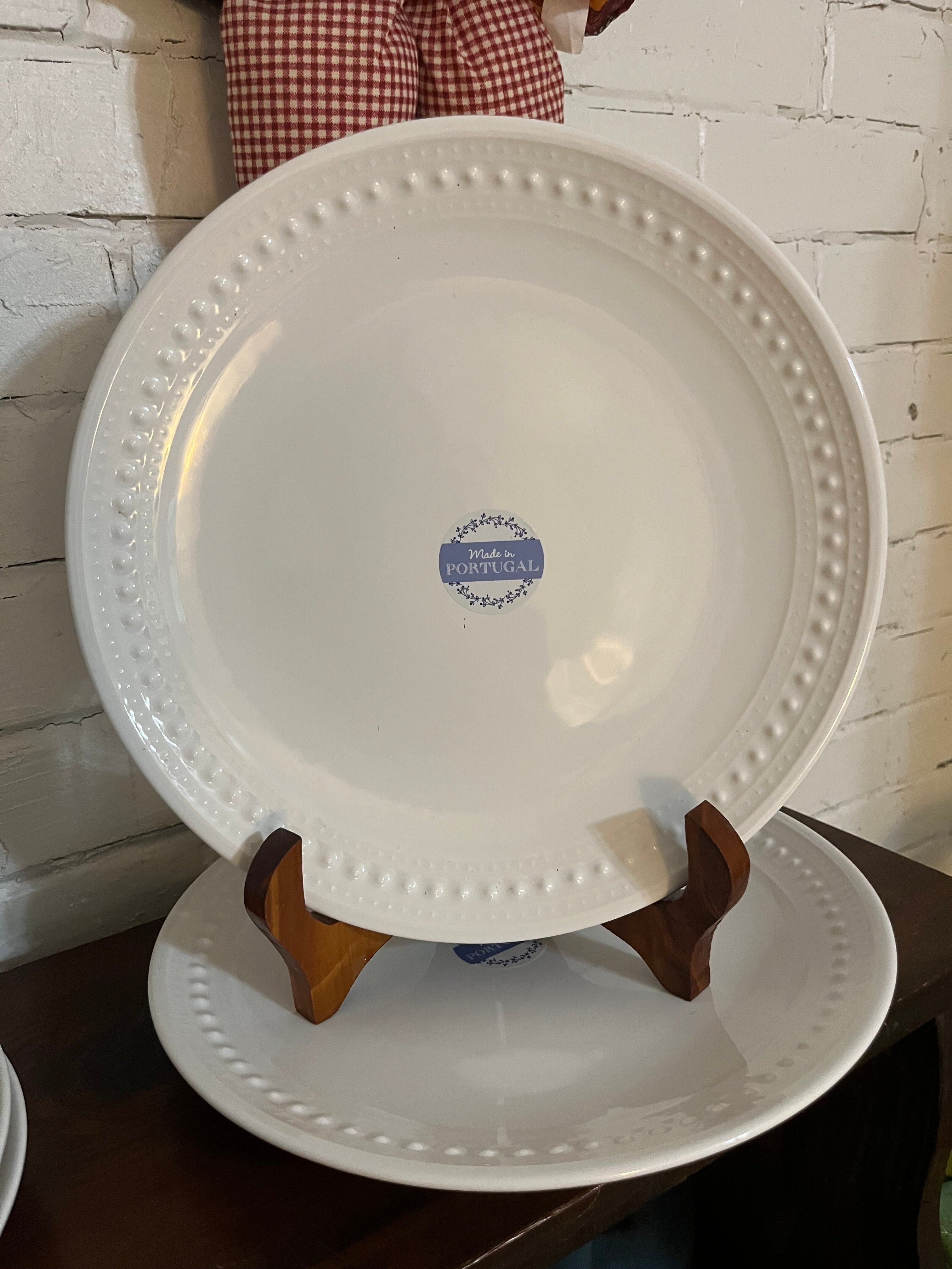 Matceramica White Dinner Plate (Sold Individually)